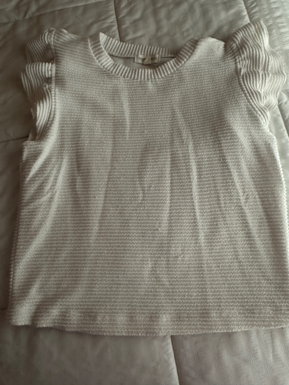 Women’s White Knit Short Sleeve Top